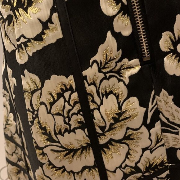 GB Girls Skirt. Size Small 26" Waist. Metallic Tapestry Look. Metallic. B71 - Picture 6 of 7